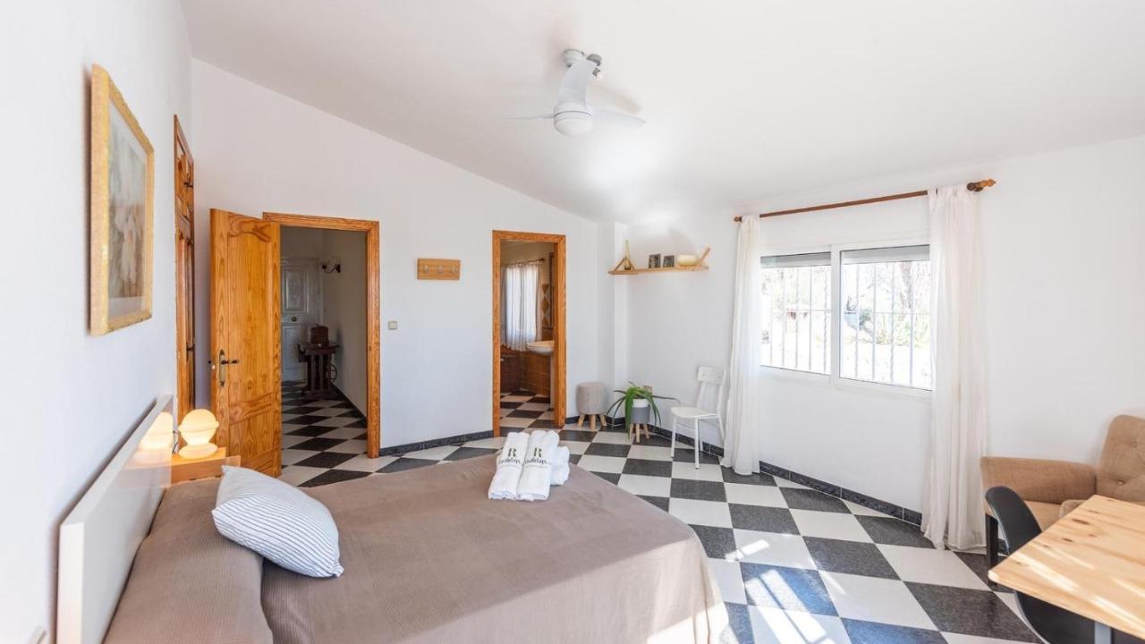 Villa El Cerrillo Malaga - Churriana By Ruralidays Eksteriør billede